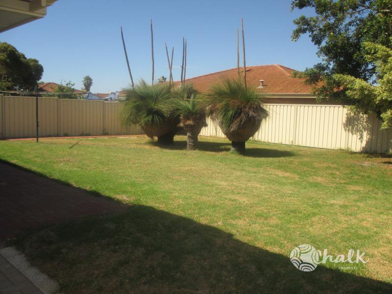 Photo - 5 Torrens Drive, Waikiki WA 6169 - Image 6