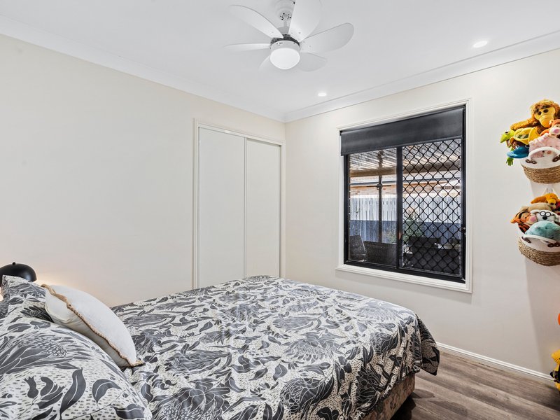 Photo - 5 Tracey Street, Wynnum West QLD 4178 - Image 16