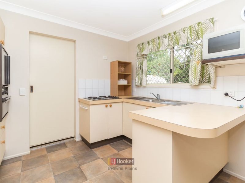 Photo - 5 Trafalgar Street, Boronia Heights QLD 4124 - Image 8