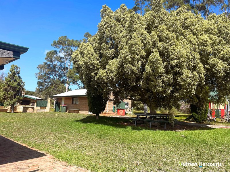 Photo - 5 Tranmore Place, Woodridge WA 6041 - Image 5