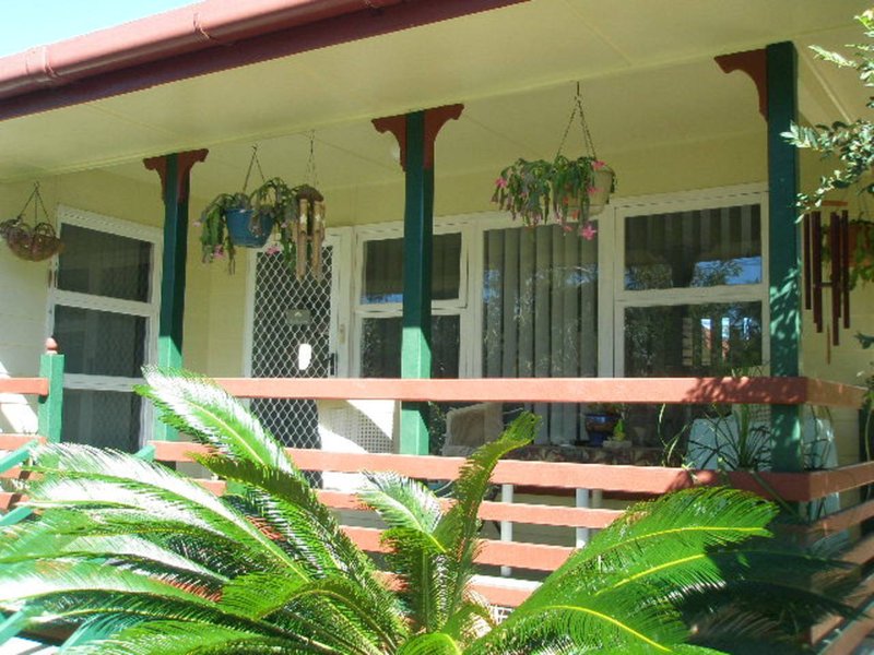 Photo - 5 Travis Road, Burrum Heads QLD 4659 - Image 2