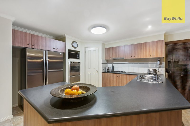 Photo - 5 Treasury Place, Taylors Hill VIC 3037 - Image 3