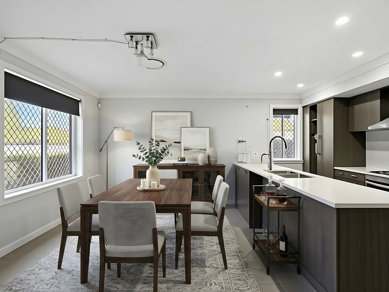 Photo - 5 Trickett Street, Minto NSW 2566 - Image 3