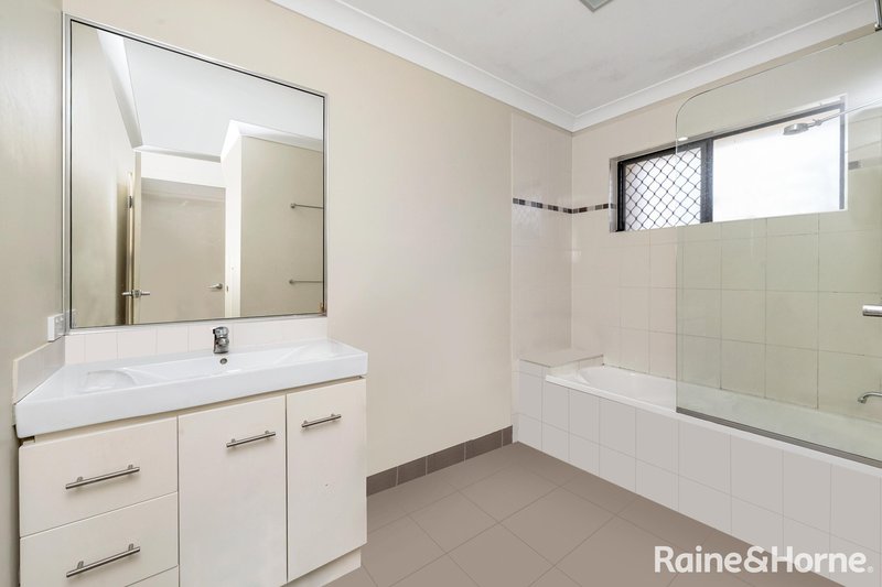 Photo - 5 Trigger Court, Mount Louisa QLD 4814 - Image 4