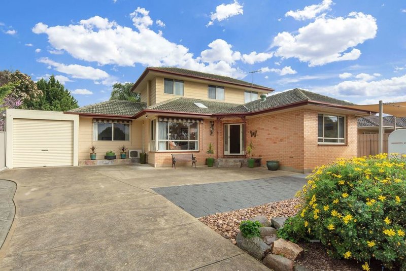 Photo - 5 Trinity Street, Reynella SA 5161 - Image 2