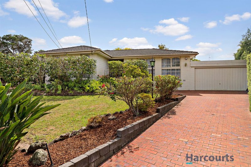 Photo - 5 Tristram Court, Glen Waverley VIC 3150 - Image 2