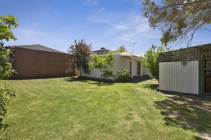 Photo - 5 Truscott , Glenroy VIC 3046 - Image 14