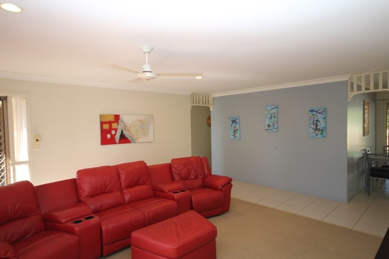 Photo - 5 Tudor Court, Beerwah QLD 4519 - Image 7