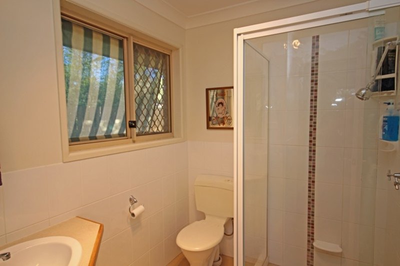 Photo - 5 Tudor Court, Beerwah QLD 4519 - Image 12