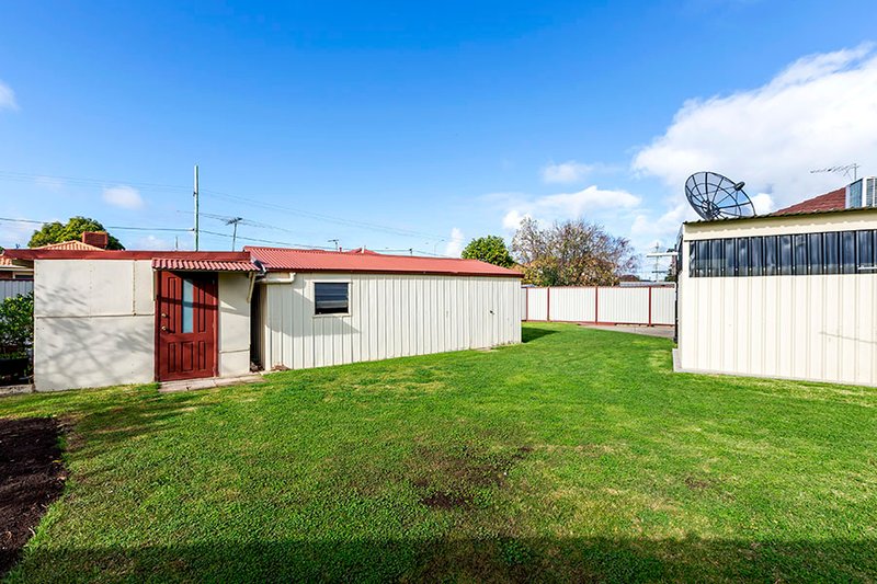 Photo - 5 Tumut Court, Werribee VIC 3030 - Image 15