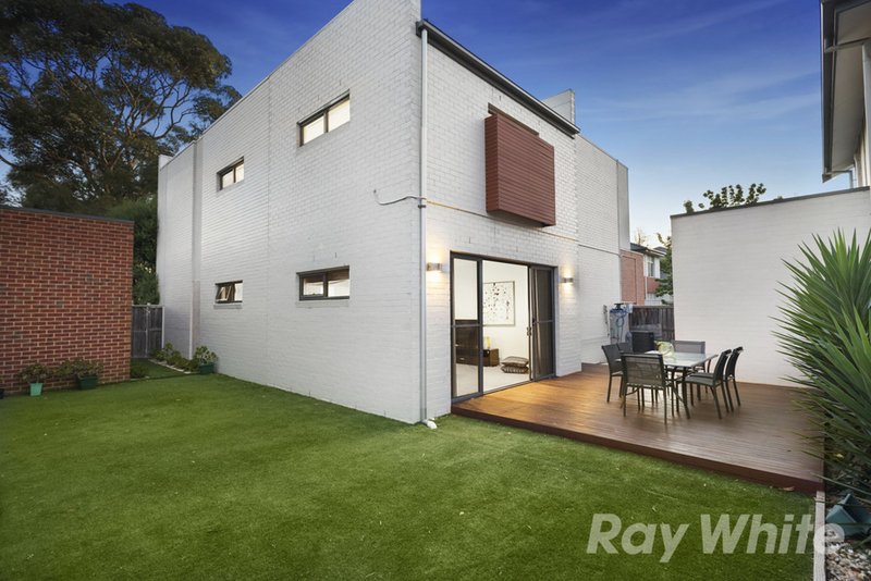 Photo - 5 Tusmore Place, Mulgrave VIC 3170 - Image 10