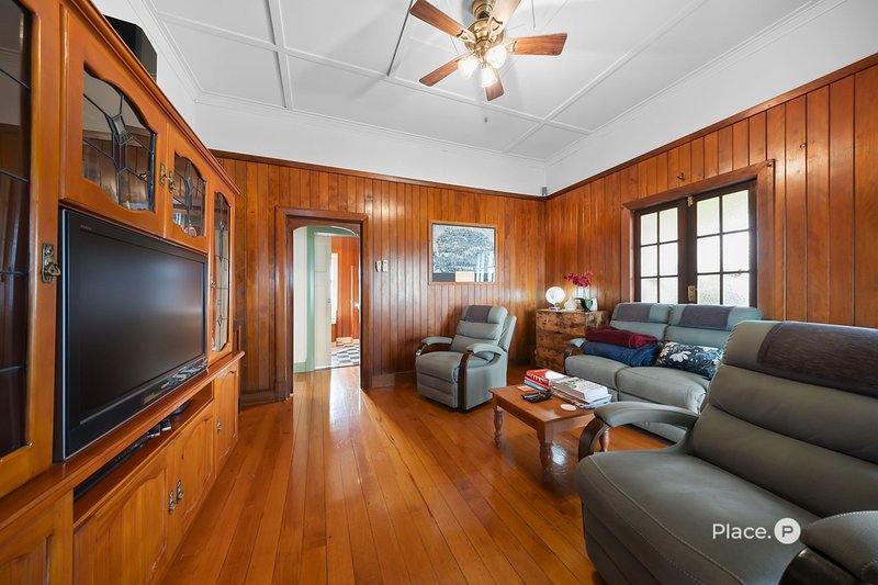 Photo - 5 Twelfth Avenue, Kedron QLD 4031 - Image 5
