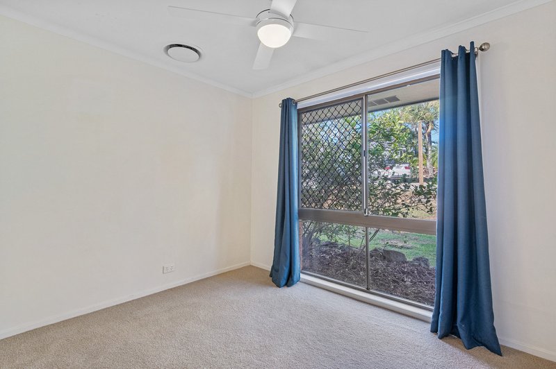 Photo - 5 Tyrrell Court, Petrie QLD 4502 - Image 15