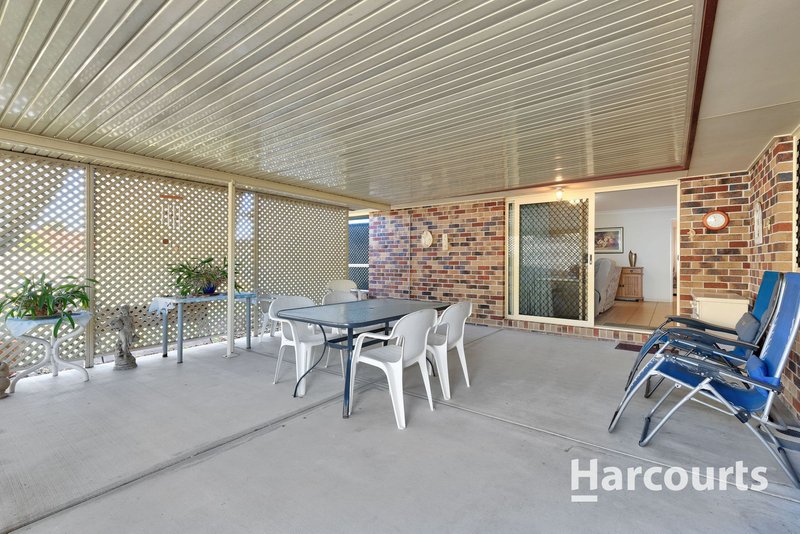 Photo - 5 Ulinga Crescent, Parkinson QLD 4115 - Image 15