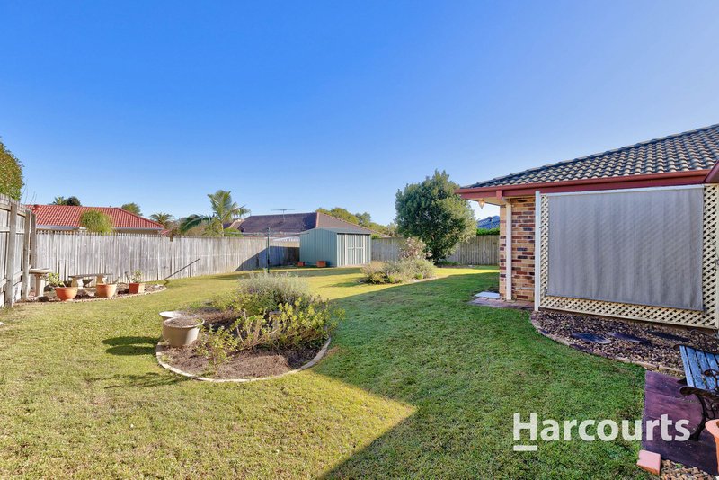 Photo - 5 Ulinga Crescent, Parkinson QLD 4115 - Image 17