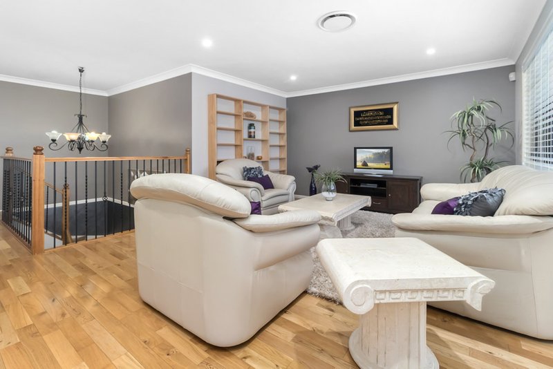 Photo - 5 Umbria Street, Prestons NSW 2170 - Image 12