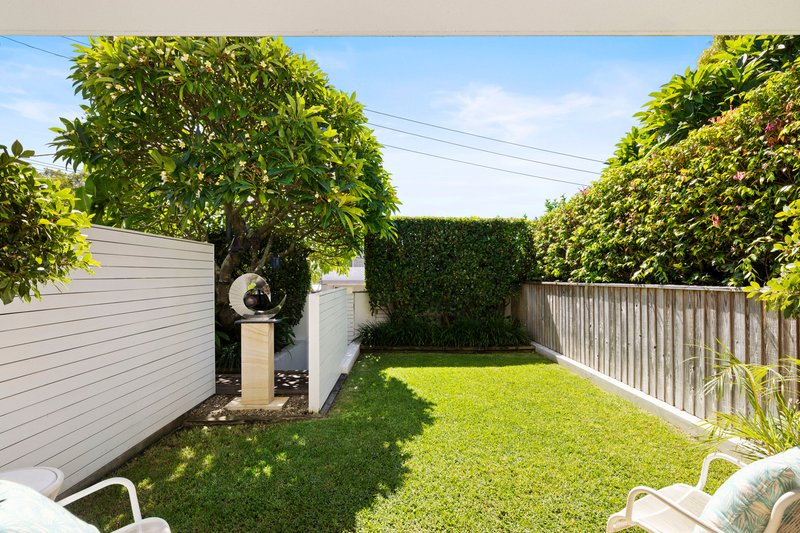 Photo - 5 Undercliff Road, Freshwater NSW 2096 - Image 5