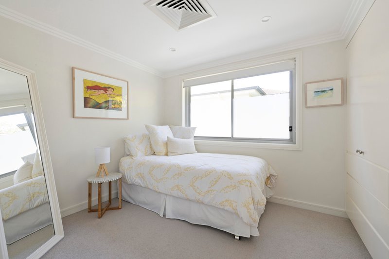 Photo - 5 Undercliff Road, Freshwater NSW 2096 - Image 14