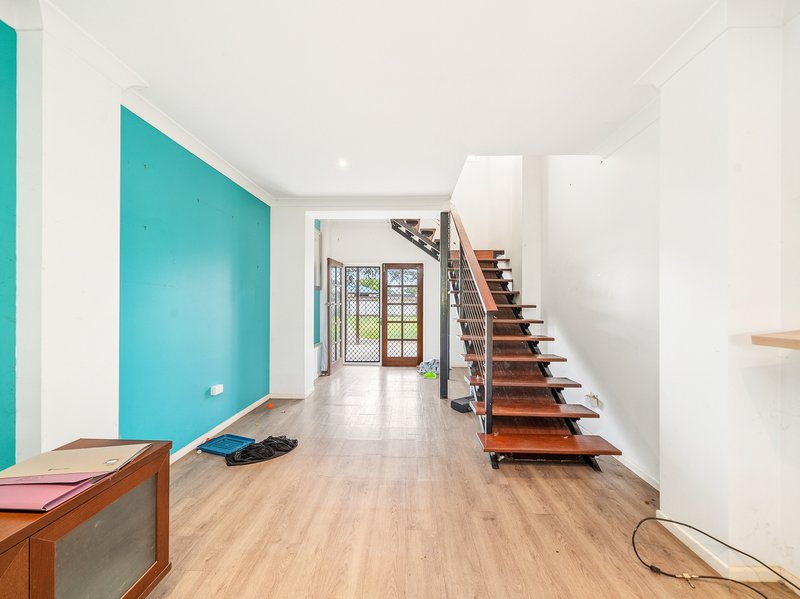 Photo - 5 Valley Drive, Caboolture QLD 4510 - Image 6
