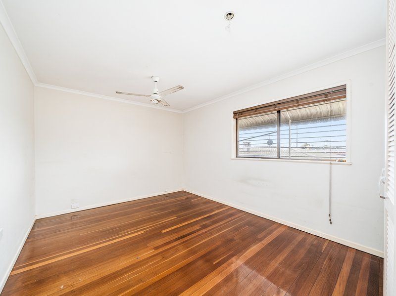 Photo - 5 Valley Drive, Caboolture QLD 4510 - Image 12