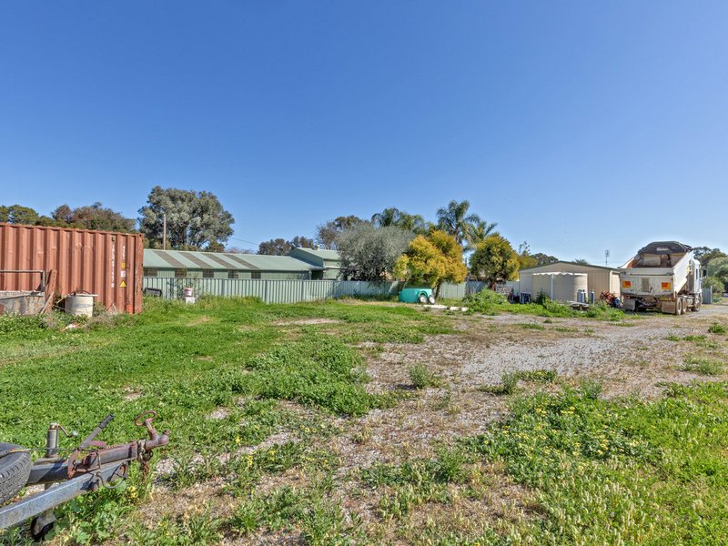 Photo - 5 Veness Street, Manilla NSW 2346 - Image 12