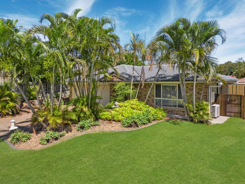 Photo - 5 Verbena Close, Yamanto QLD 4305 - Image 2