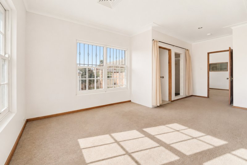 Photo - 5 Veronica Street, Chester Hill NSW 2162 - Image 6
