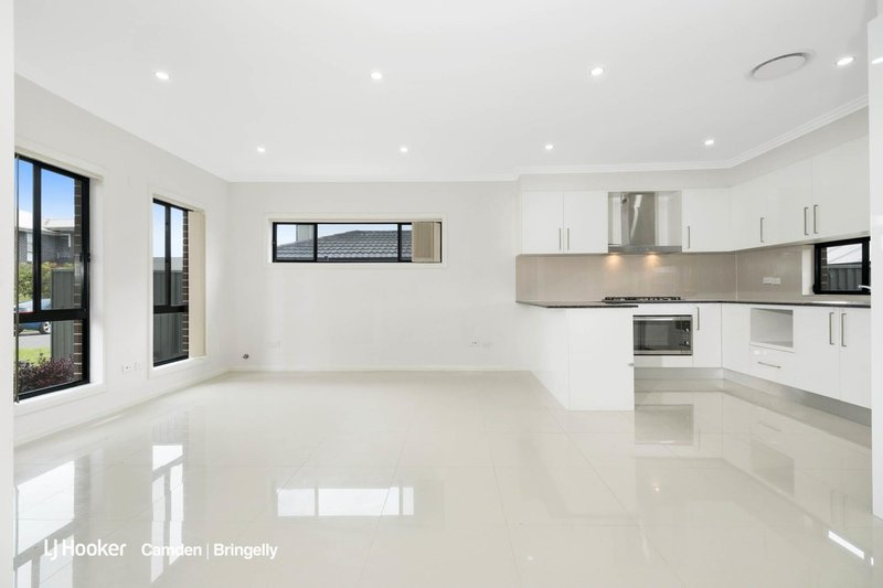 Photo - 5 Victor Street, Gregory Hills NSW 2557 - Image 3