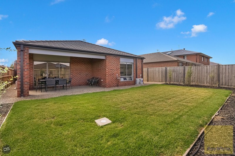 Photo - 5 Villette Avenue, Tarneit VIC 3029 - Image 15