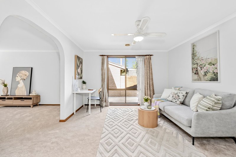 Photo - 5 Vincent Place, Mckellar ACT 2617 - Image 3