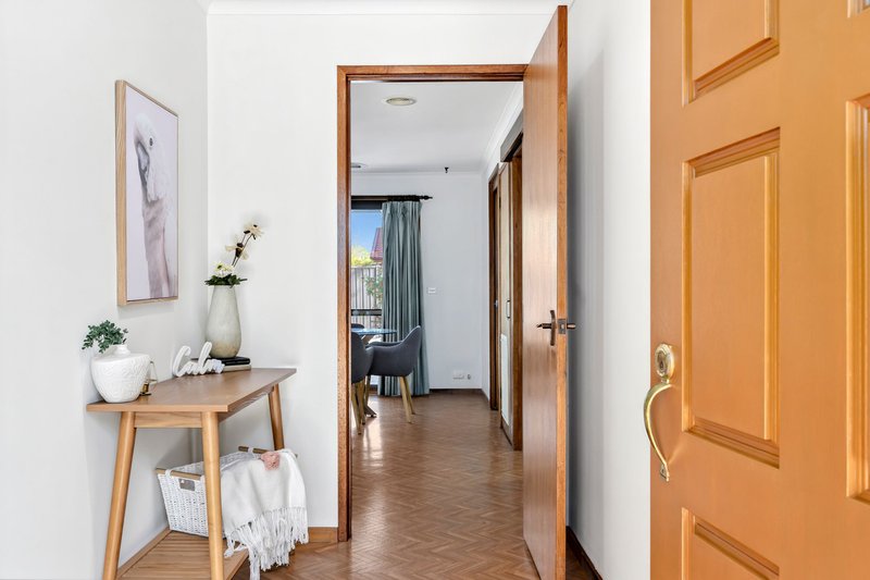 Photo - 5 Vincent Place, Mckellar ACT 2617 - Image 21