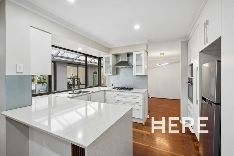 Photo - 5 Virgilia Street, Duncraig WA 6023 - Image 4