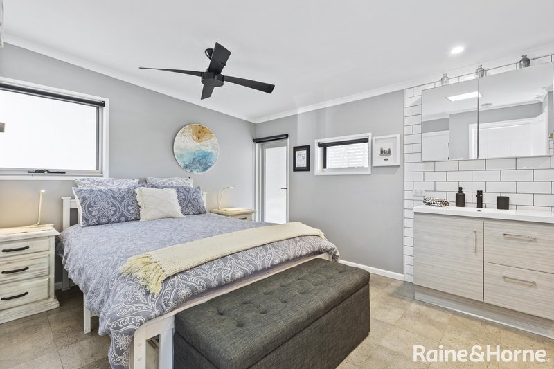 Photo - 5 Vista Drive, Dolphin Point NSW 2539 - Image 11