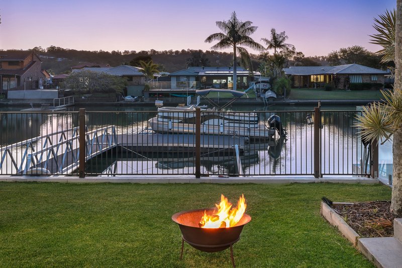 Photo - 5 Vucas Court, Currumbin Waters QLD 4223 - Image 25