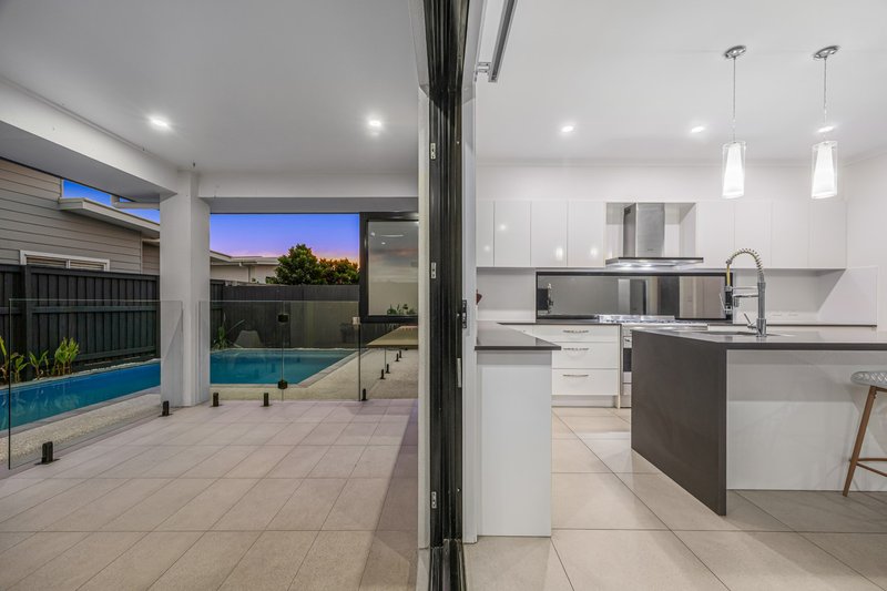 Photo - 5 Waderbird Crescent, Pelican Waters QLD 4551 - Image 5