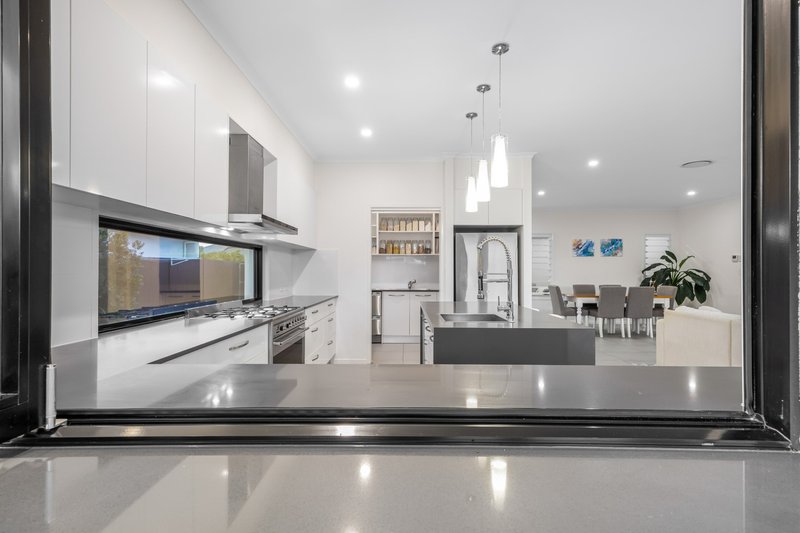 Photo - 5 Waderbird Crescent, Pelican Waters QLD 4551 - Image 10