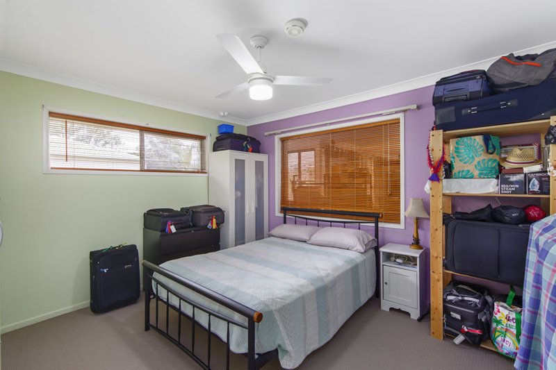 Photo - 5 Wakelin St , Everton Park QLD 4053 - Image 12