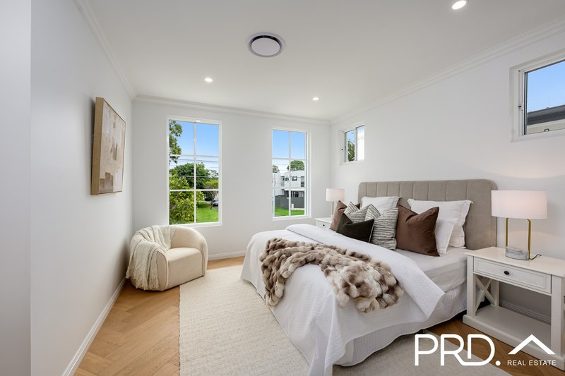 Photo - 5 Wall Avenue, Panania NSW 2213 - Image 5