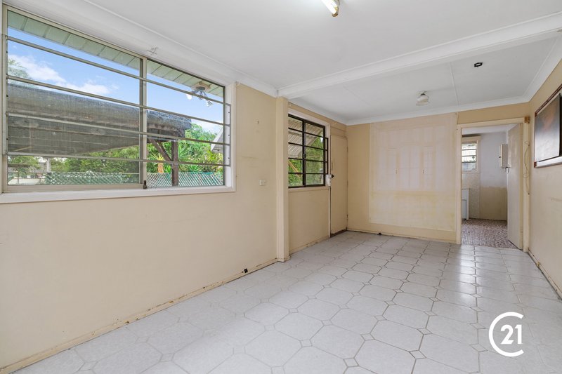 Photo - 5 Wallis Avenue, Canton Beach NSW 2263 - Image 9
