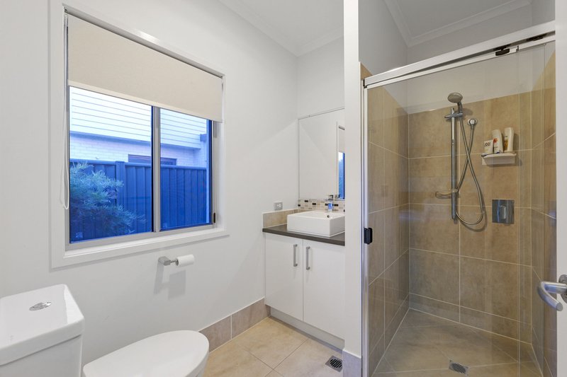 Photo - 5 Wallum Close, Pelican Waters QLD 4551 - Image 20