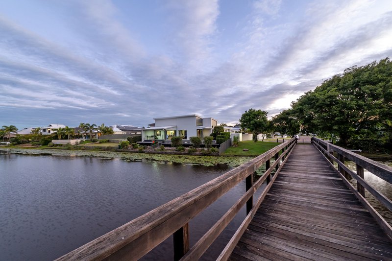 Photo - 5 Wallum Close, Pelican Waters QLD 4551 - Image 27