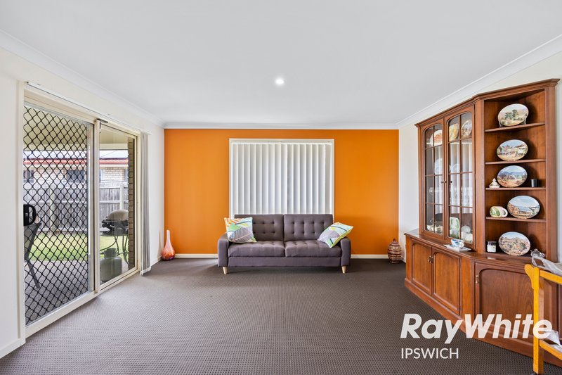 Photo - 5 Walnut Crescent, Lowood QLD 4311 - Image 3