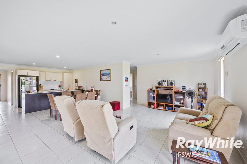 Photo - 5 Walnut Crescent, Lowood QLD 4311 - Image 9