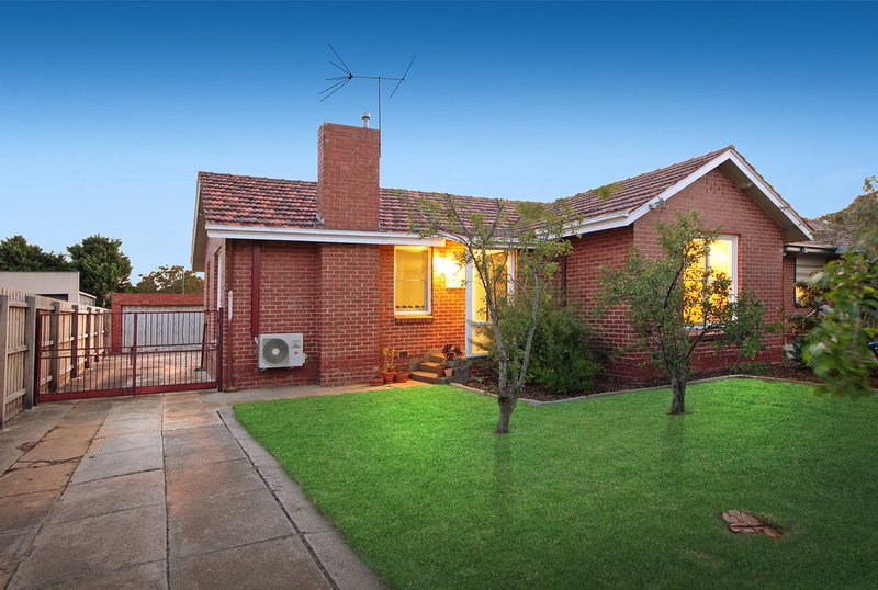 Photo - 5 Walsh Street, Preston VIC 3072 - Image 2