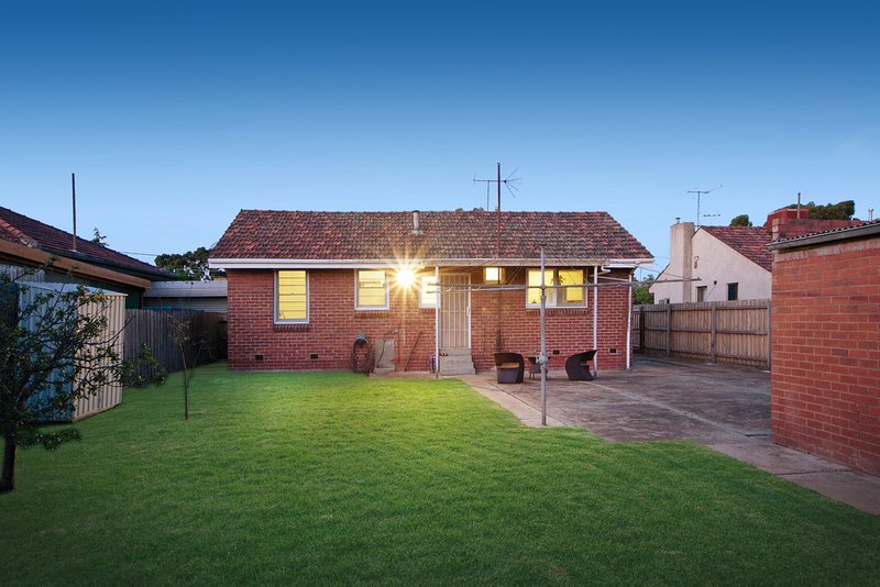 Photo - 5 Walsh Street, Preston VIC 3072 - Image 13