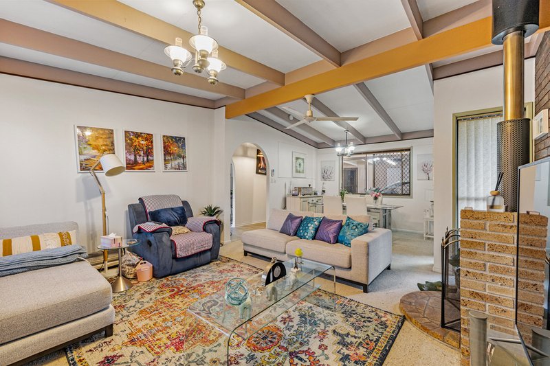 Photo - 5 Waratah Avenue, Victoria Point QLD 4165 - Image 6