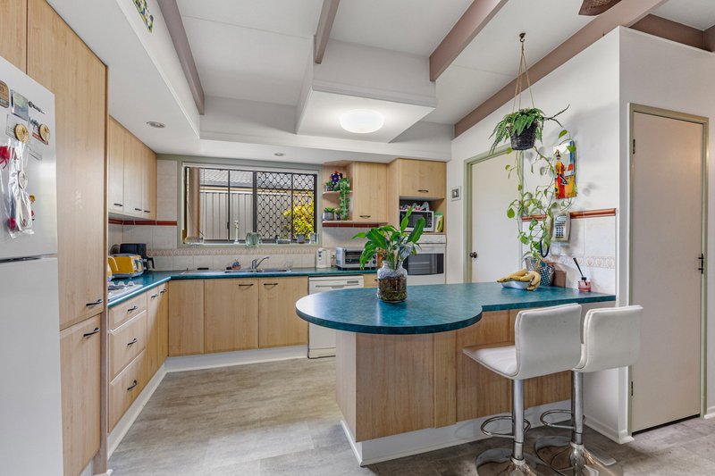Photo - 5 Waratah Avenue, Victoria Point QLD 4165 - Image 7