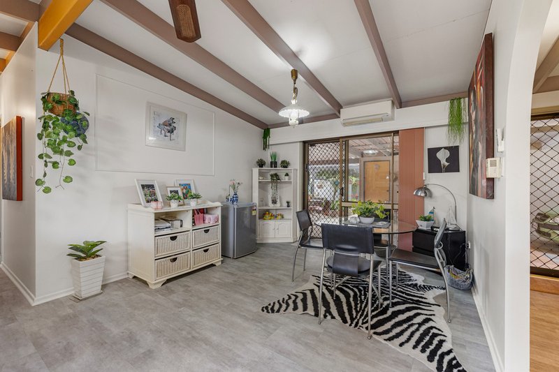 Photo - 5 Waratah Avenue, Victoria Point QLD 4165 - Image 9