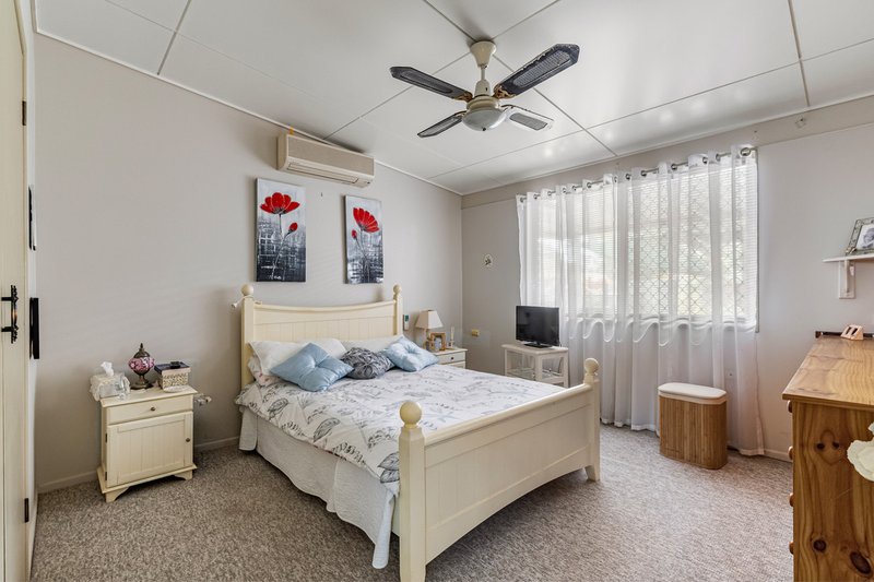 Photo - 5 Waratah Avenue, Victoria Point QLD 4165 - Image 10