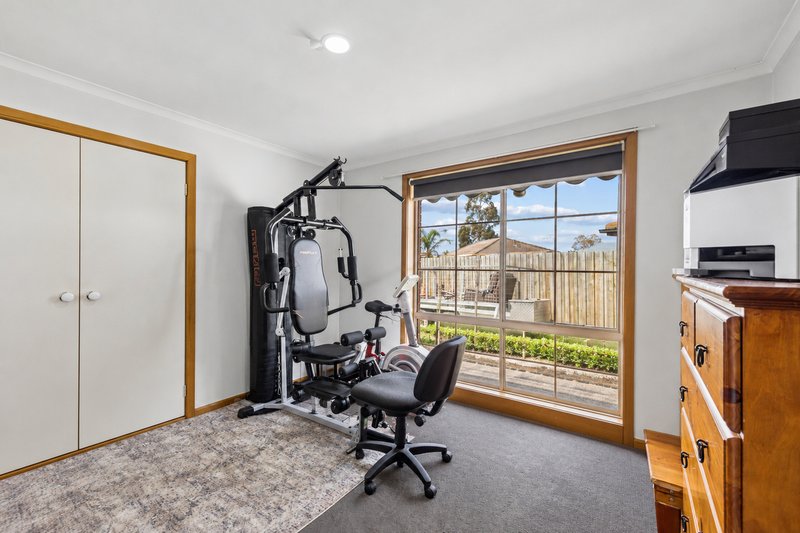 Photo - 5 Warbler Close, Werribee VIC 3030 - Image 10